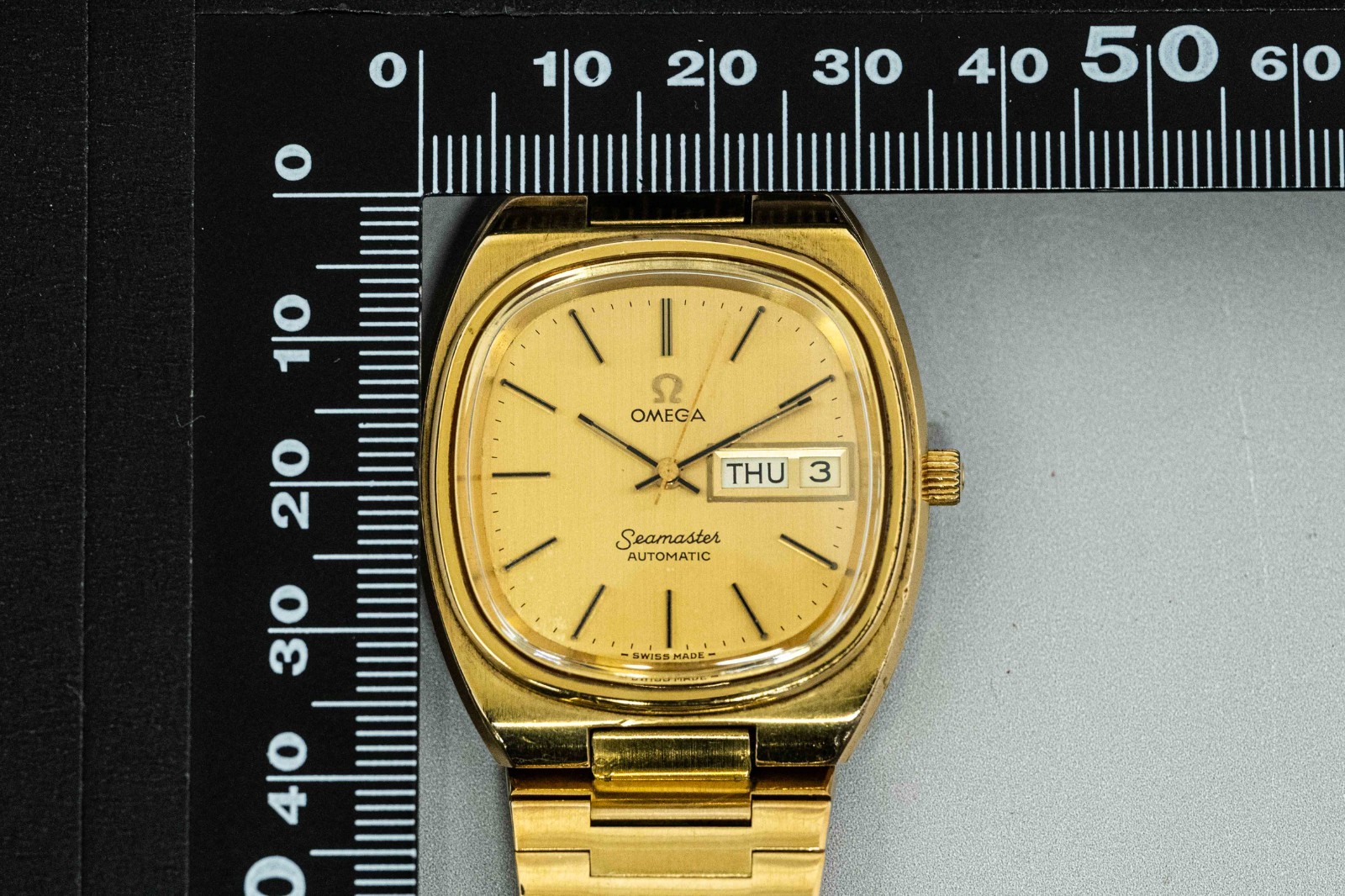READ *Vintage 1978* OMEGA Seamaster Cal.1022 Automatic Gold Day/Date 35mm Men TV