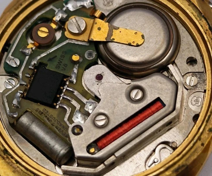 Vintage Rado Elegance Quartz Gold-Tone 36mm Watch Parts or Repair