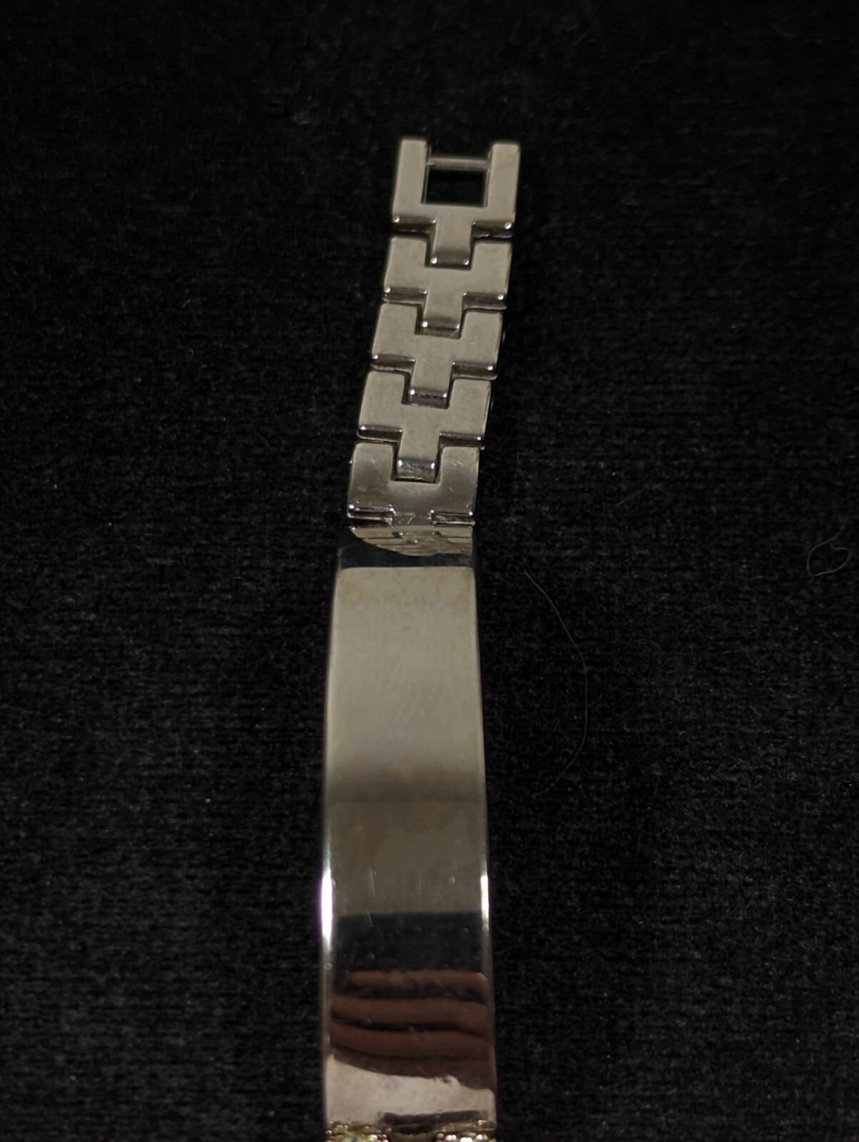 Vivani Black Dial Crystal Accent Round Case Bar Bracelet Band Watch 6.75 In