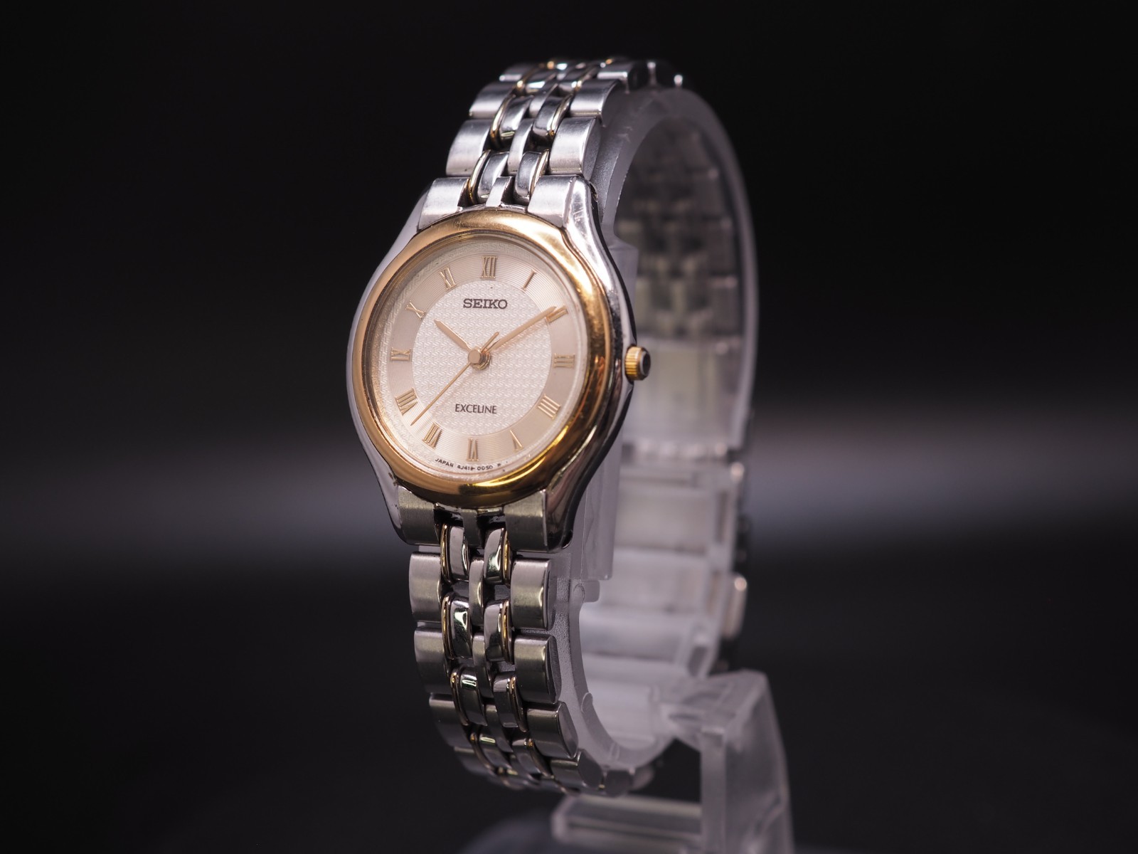 Vintage N MINT Seiko Exceline 4J41-0030 Two Tone Roman Qz 24mm Women Watch JAPAN