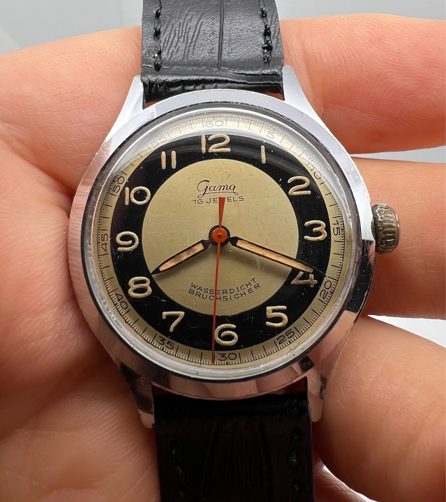 VINTAGE GAMA BULLSEYE MILITARY MENS WATCH GERMANY