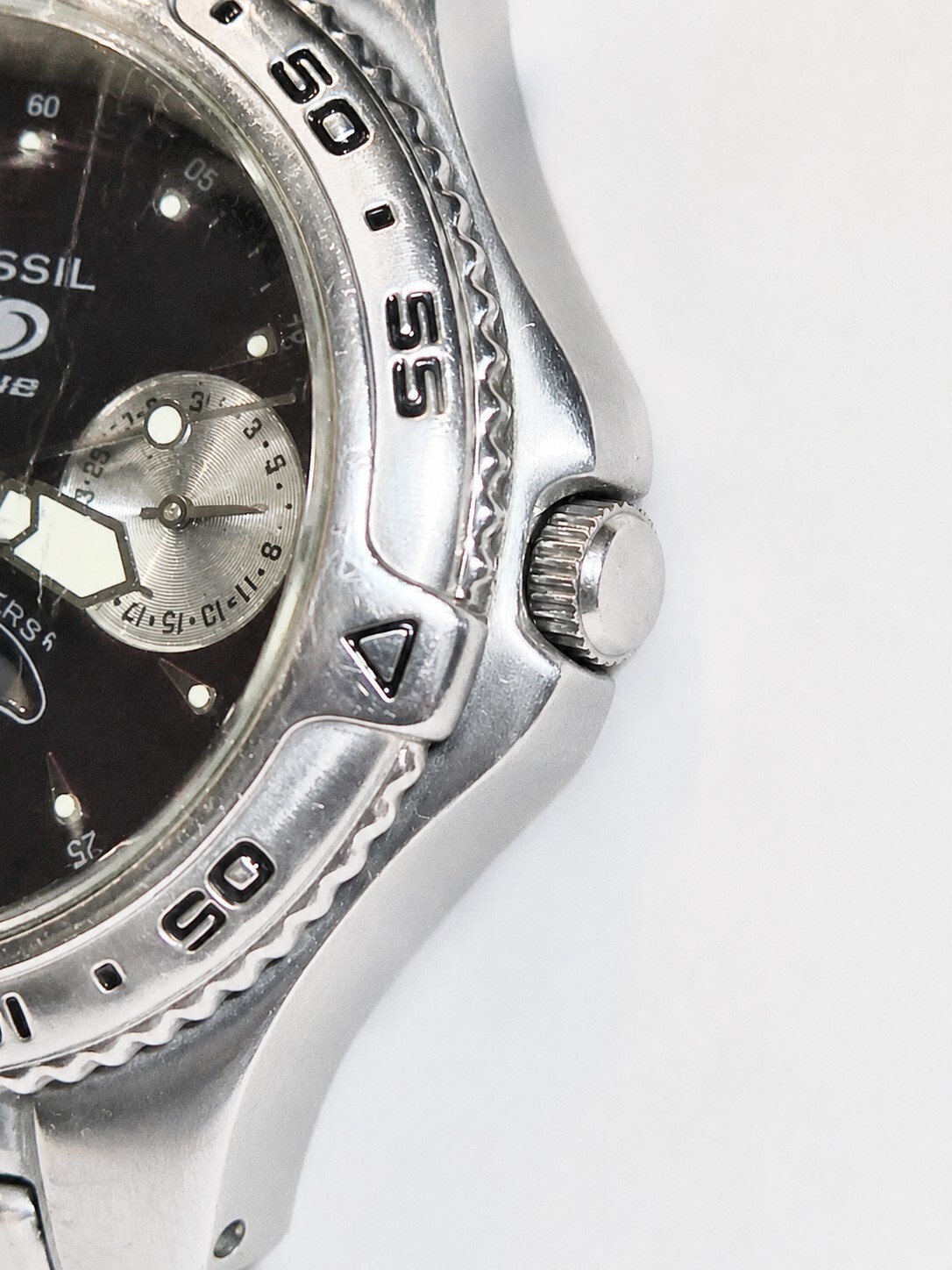 Fossil Blue BQ9144 Moon Phase Date Day Subs Watch Burgundy Dial Battery