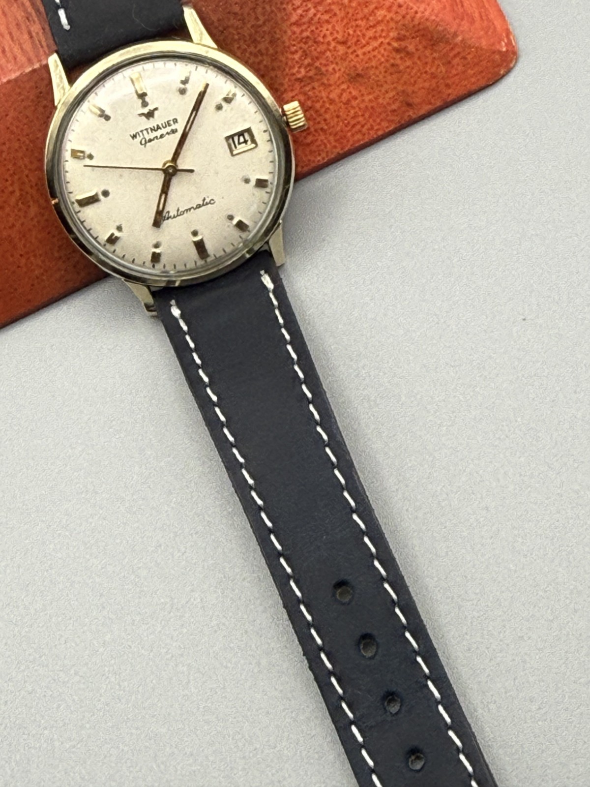 Wittnauer Geneve Automatic Swiss 10K RGP Gold Tone Watch Cream Dial Date 34.5mm