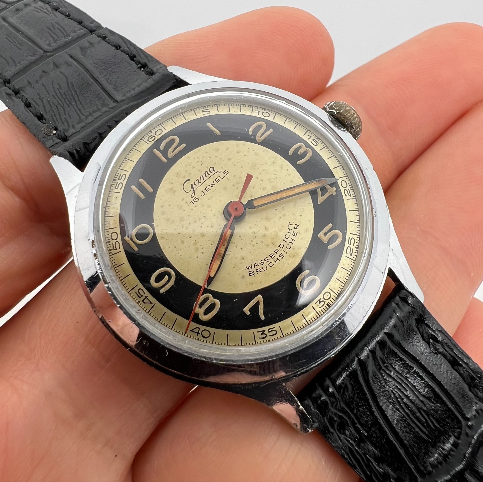 VINTAGE GAMA BULLSEYE MILITARY MENS WATCH GERMANY