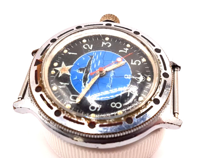 LEGENDARY RUSSIAN VINTAGE MENS WATCH VOSTOK KOMANDIRSKIYe MECHANICAL WORKING RAR