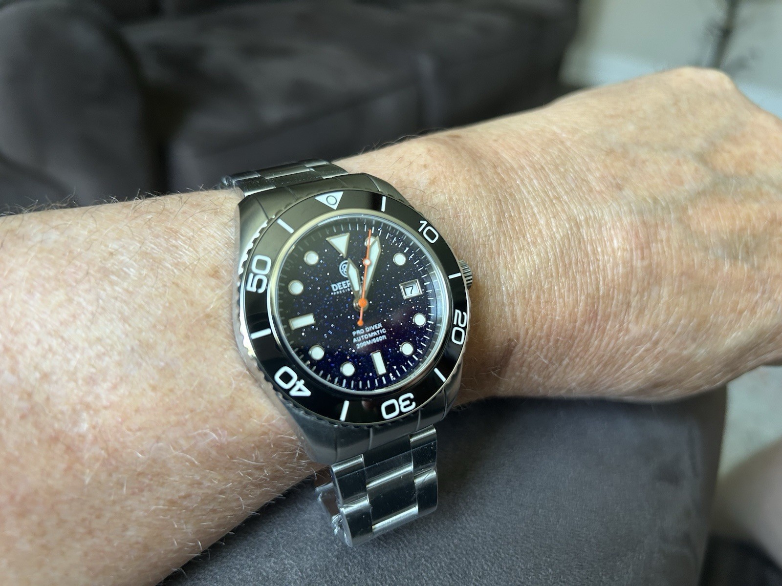 Deep Blue PRO DIVER 200 42.5MM AUTO DIVE WATCH- BLUE SANDSTONE DIAL