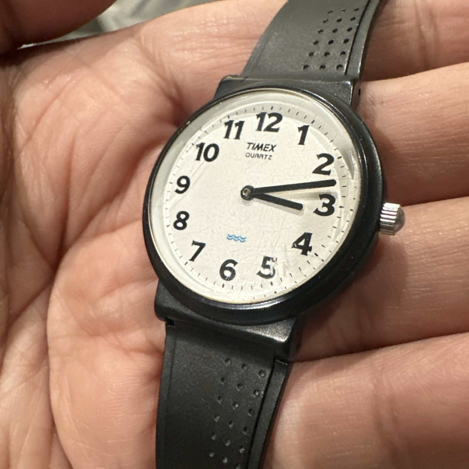 VTG Working Timex Unisex Quartz Watch WR 32mm Black Strap Black Fit 8.5in