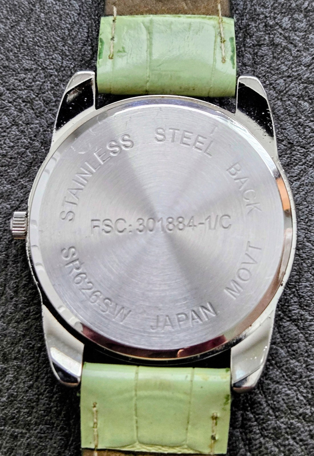 Fashion Watch Lime Green Crystal Silver Tone Quartz Watch
