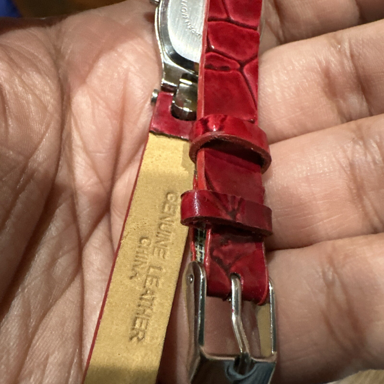 Classic Working Red Classic Ladies Watch Quartz Leather Band for Women Fancy