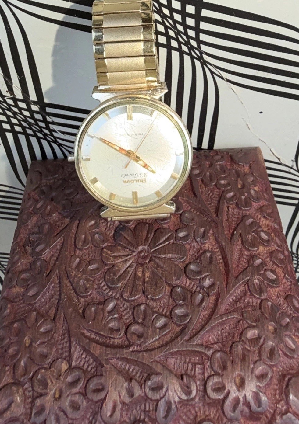 Bulova 23 Jewels Men’s Vintage 1960s Auto Gold Tone Silver Dial 34mm