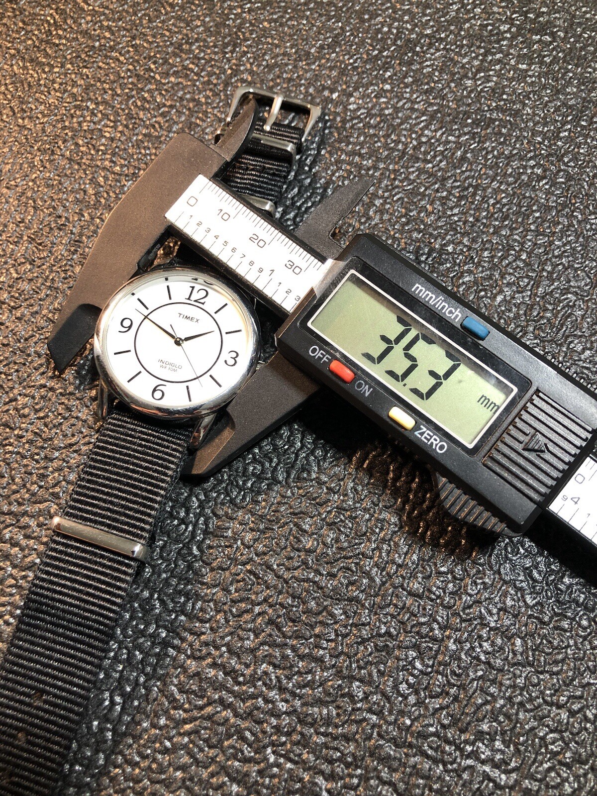 Timex Indiglo WR30M 35mm Silver Tone Watch New Battery & One Piece Strap