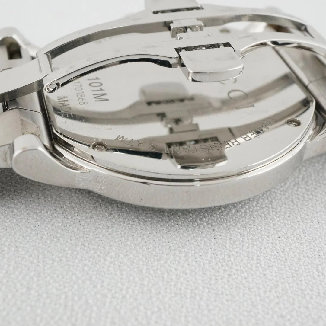 GUCCI 101M Quartz Stainless Steel Grey Mens Watch