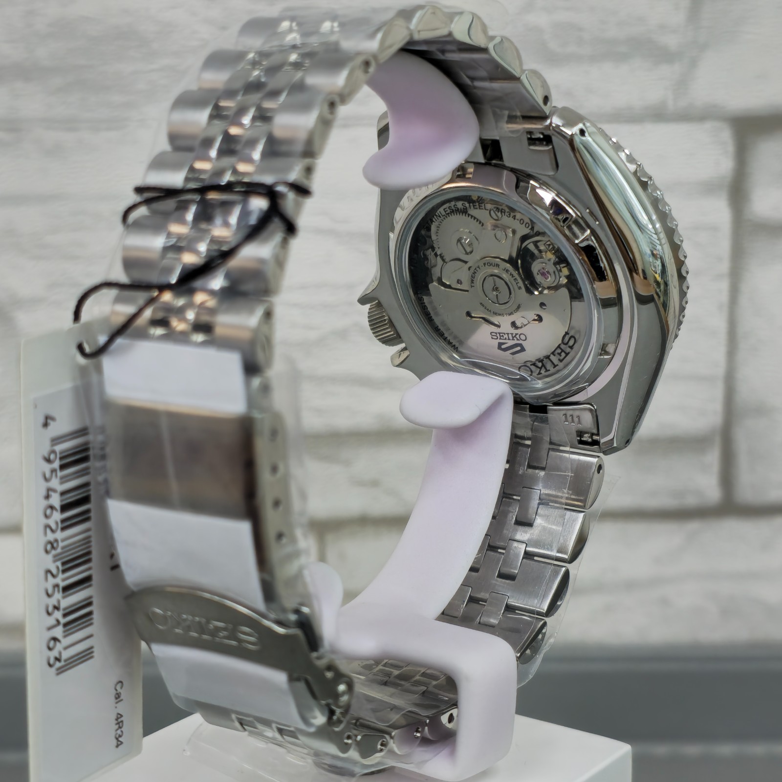 Seiko 5 Sports SKX GMT SSK033K1 Silver Dial 42.5mm New Full Set Men’s Watch