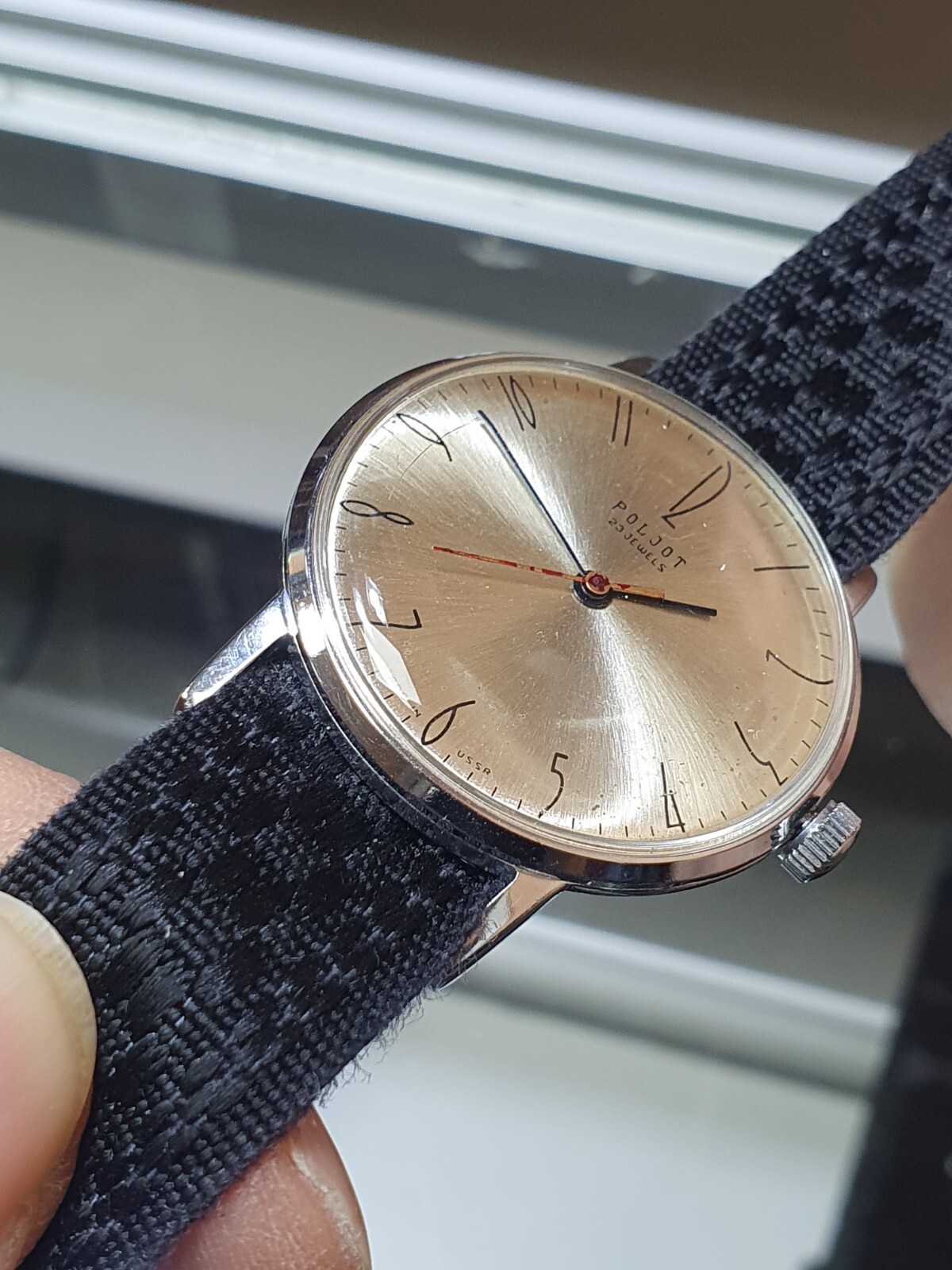 Vintage POLJOT De Luxe 1MChZ Ref.2209 Ultra Slim 23 Jewels USSR Made Watch