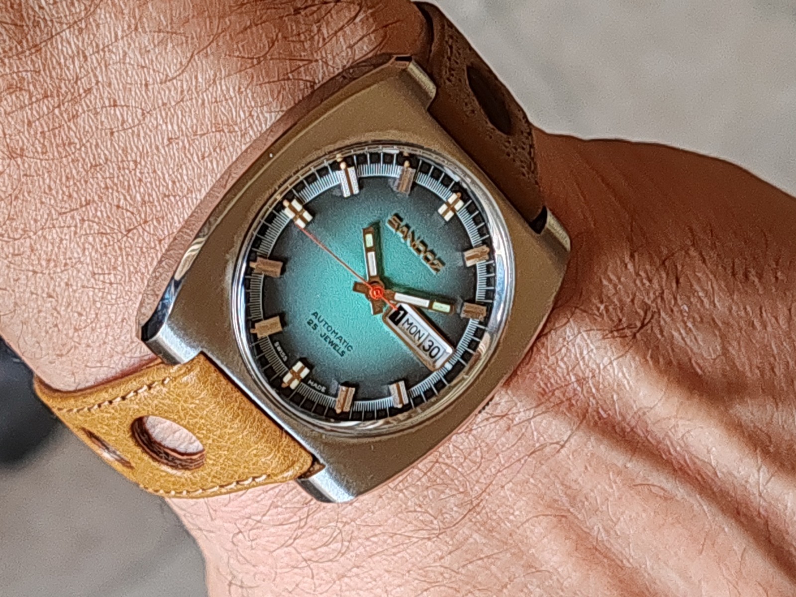 Sandoz Automatic 1746Z-84-8 Teal Gradient Dial Vintage 1970s