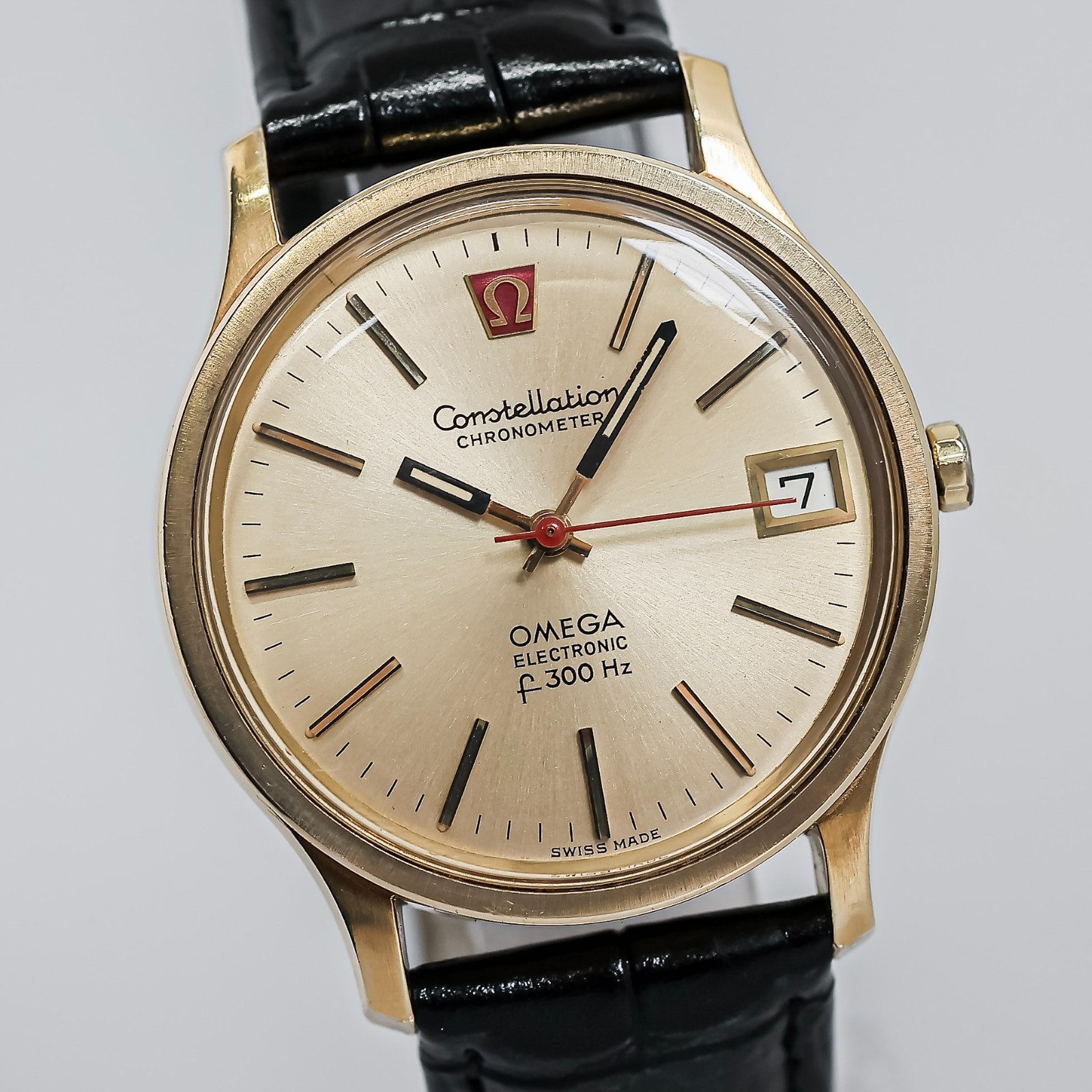 *Vintage 1970s* OMEGA Constellation f300Hz Cal.1250 Qz Chronometer Gold 35mm Men