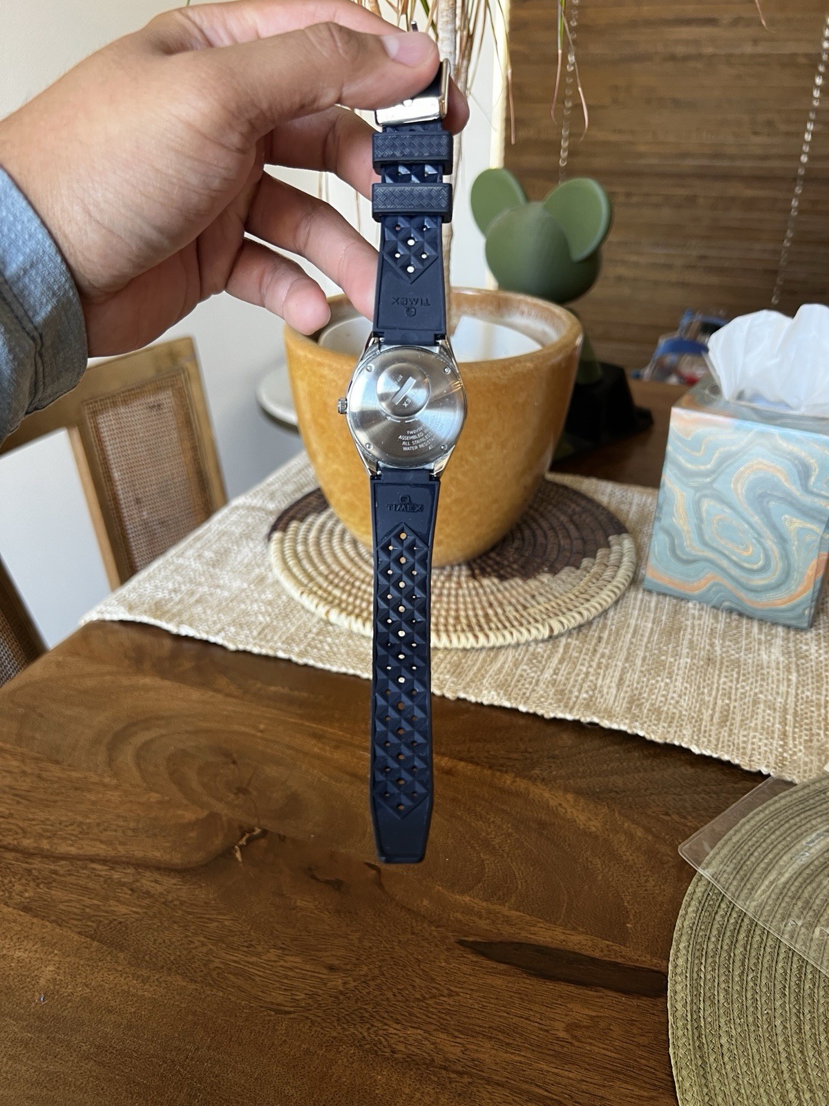 Q Timex Pepsi Bezel Quartz Watch TW2V32100 Vintage Style Rubber Signed Strap