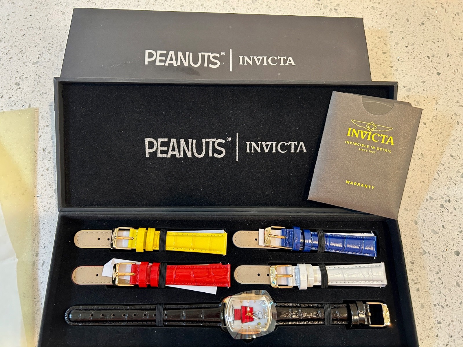 Peanuts Snoopy & Woodstock INVICTA 2017 Men’s Watch w/Extra Bands – MINT IN BOX