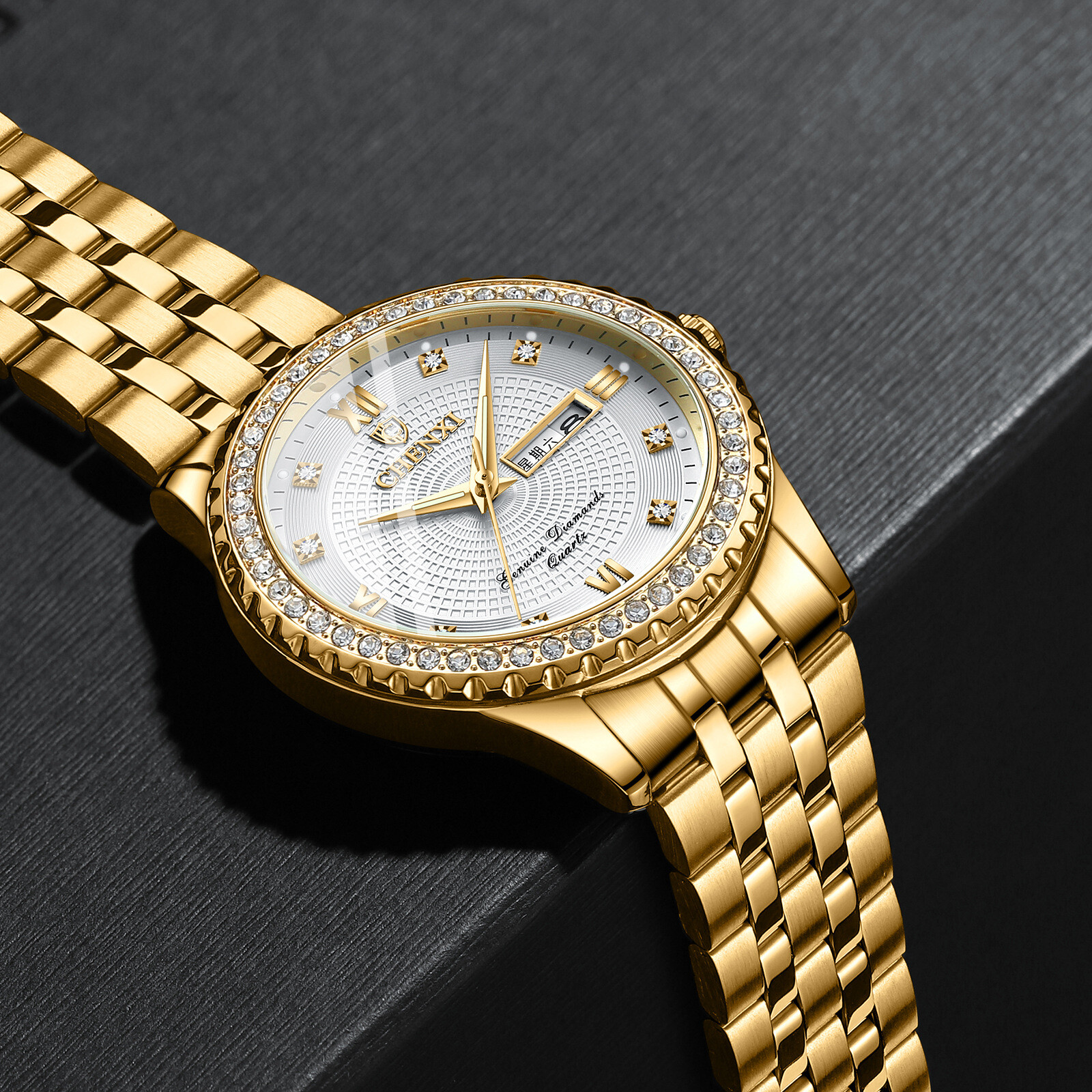 30m (3 atm) Water Resistance Gold Crystal Luminous Men/Woman Couple Quartz Watch