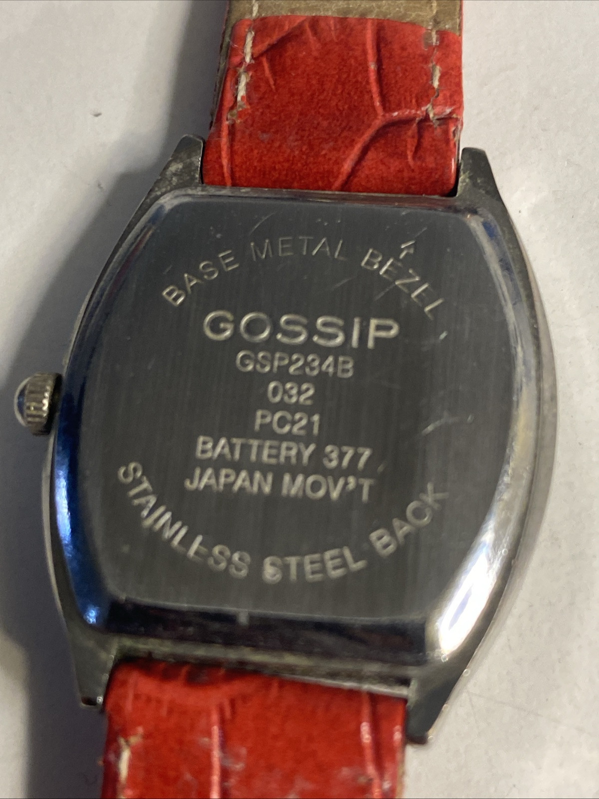 Gossip GSP234B Battery 327 with Red wrist band New Battery Leather Band
