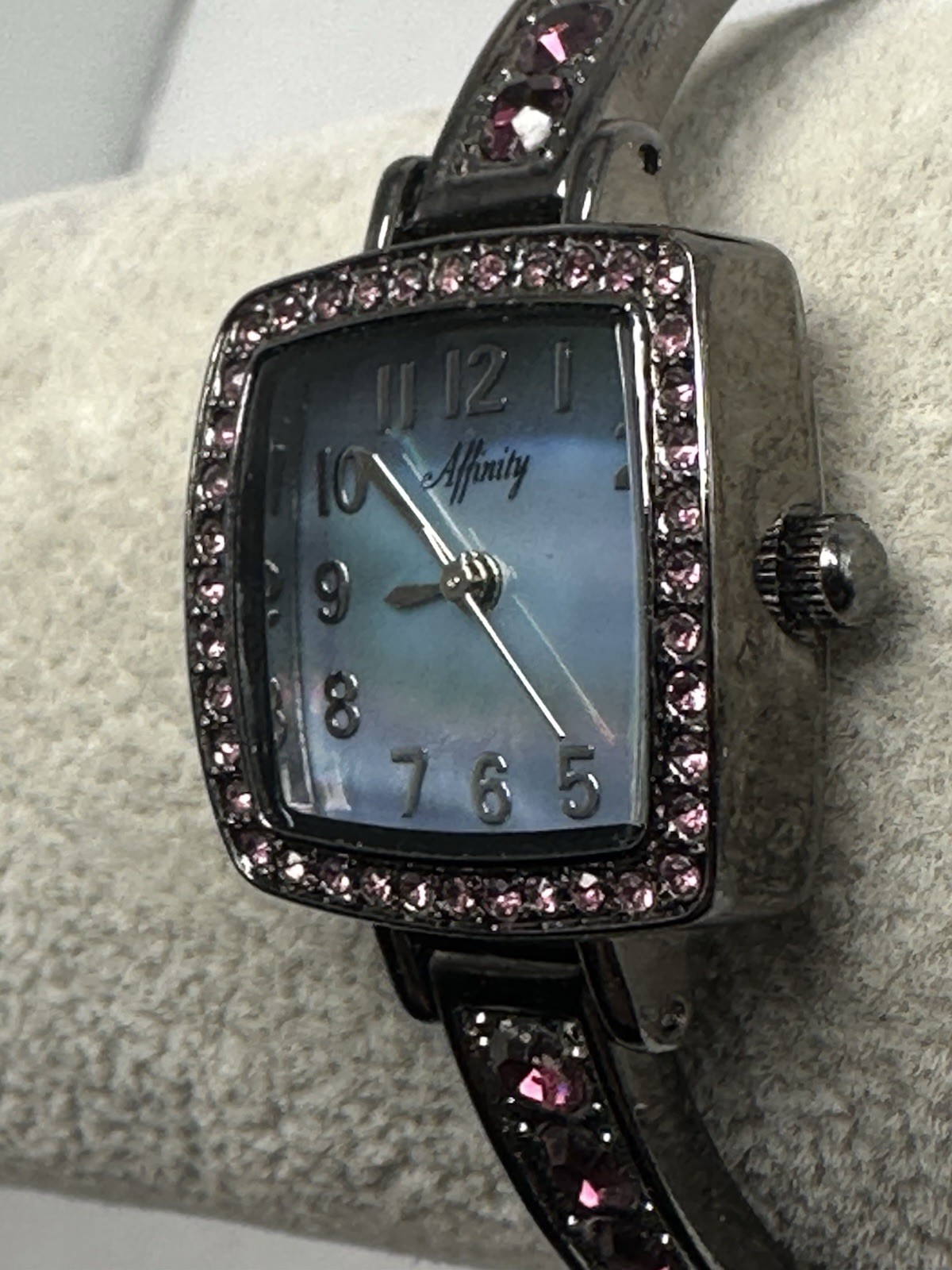 Affinity MOP 38352 Ladies Watch New Battery 23MM 7″ Rhinstones H21
