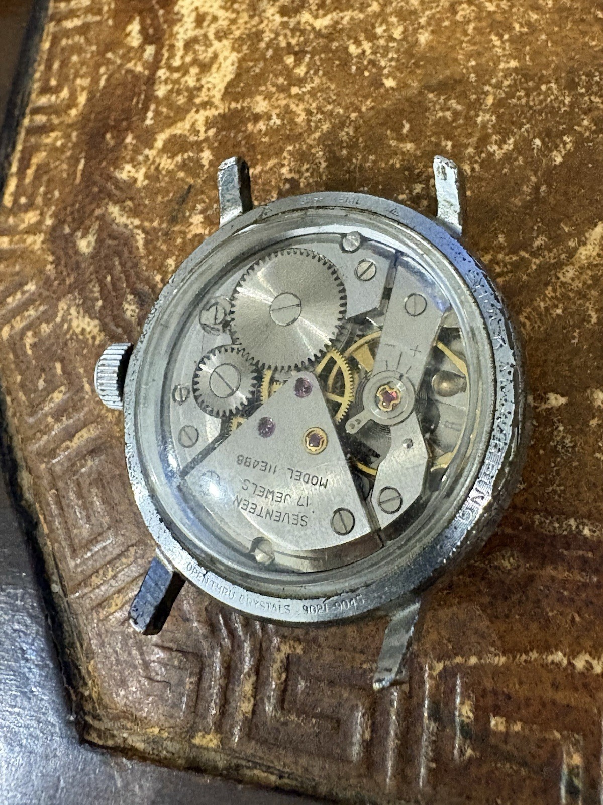 Benrus Competition Watch (1960s) 17 Jewels Sapphire crystal Case Back Vintage