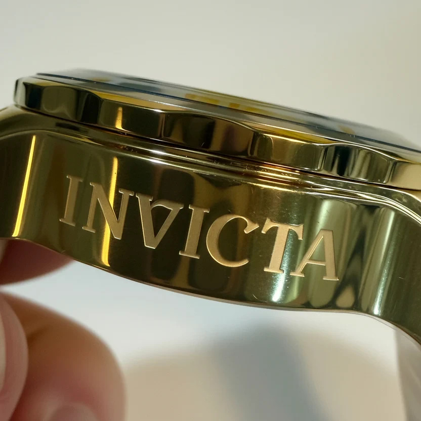 Invicta 20291 Pro Diver Scuba Chronograph Gold Tone Steel White Silicone 48mm