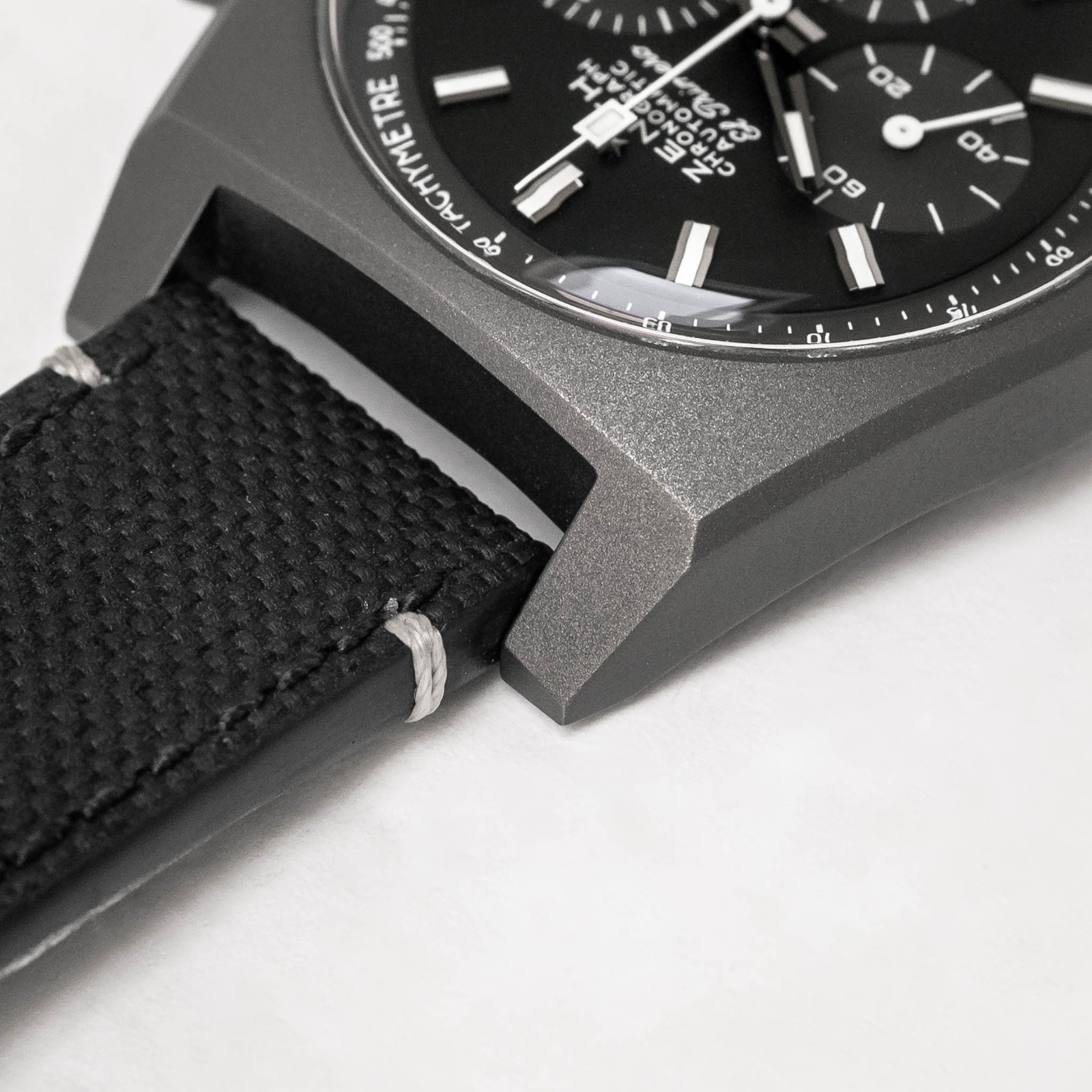 2023 Zenith Chronomaster Revival Shadow ref. 97.T384.4061/21.C822 – Full set