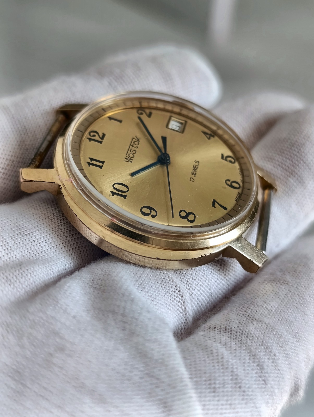 Vostok 2414A USSR 1980s Soviet Men’s Watch 17J Gold Dial