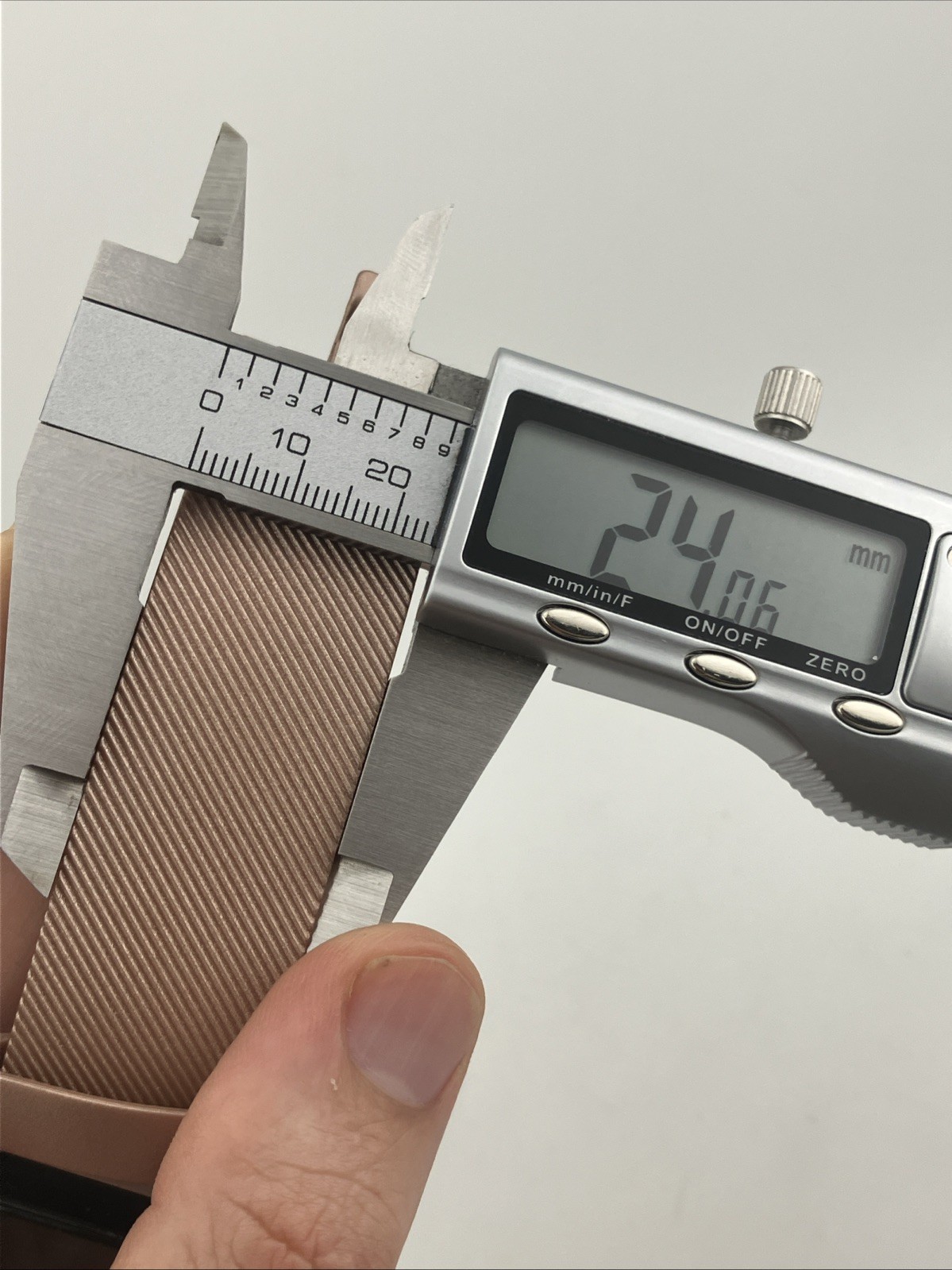 Fitbit Blaze FB502 40mm Smart Watch Silver/Rose Gold Tone w/ Charger Tested/Runs