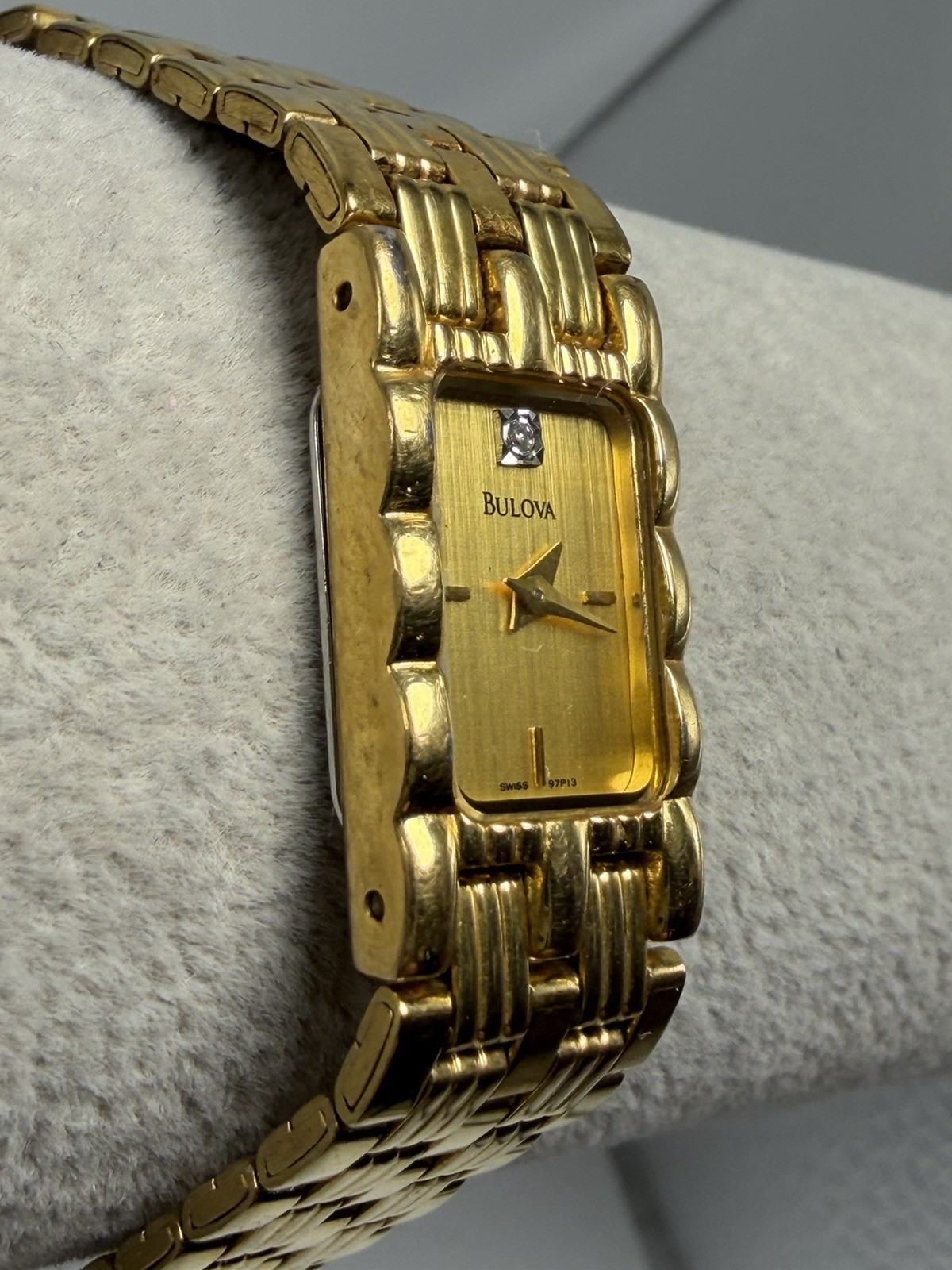 Bulova 97P13 New Battery Vintage Ladies Watch 14MM 6″ T9 1999 Gold Tone Tank
