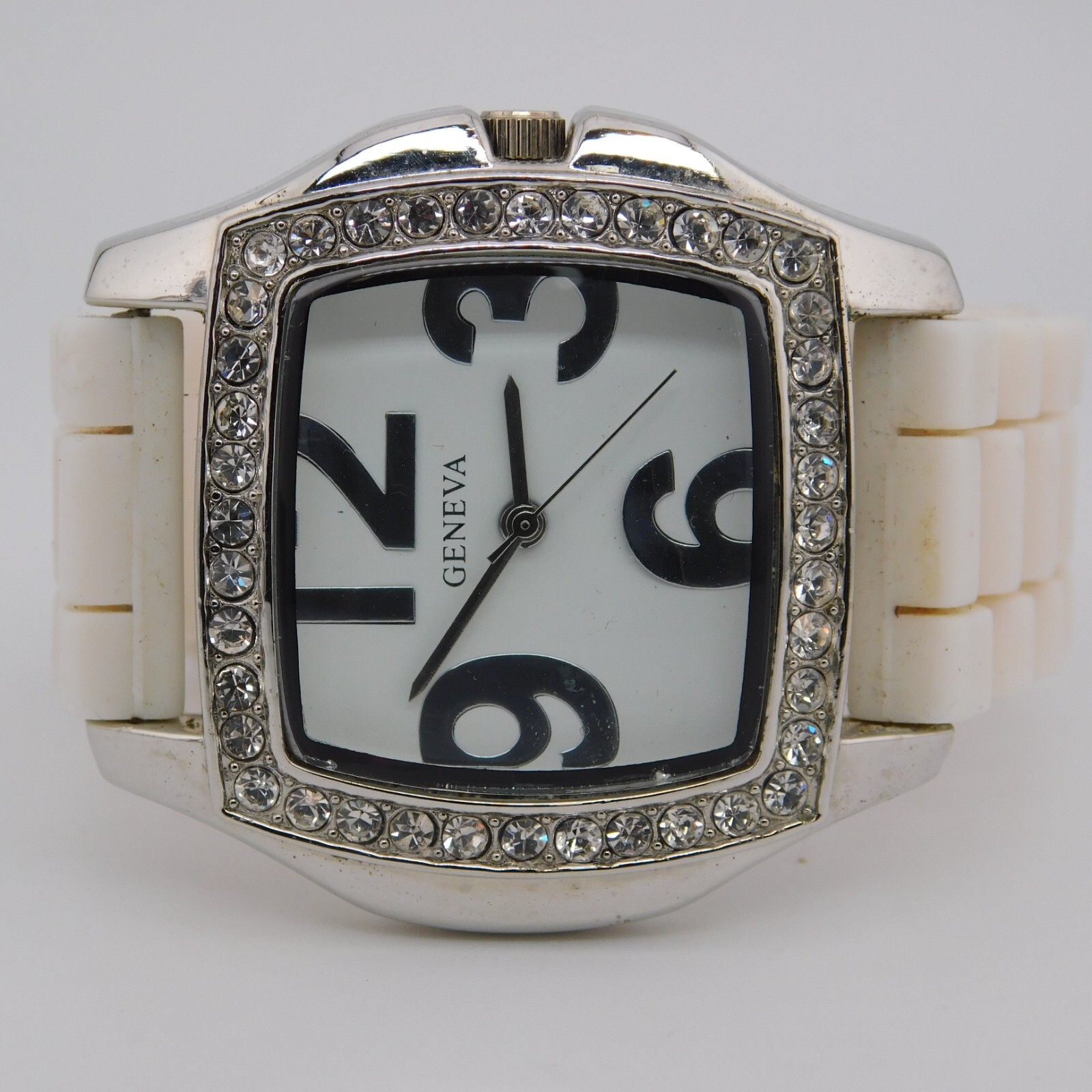 GENEVA 5949 White-Tone Quartz Analog Women’s Watch New Battery