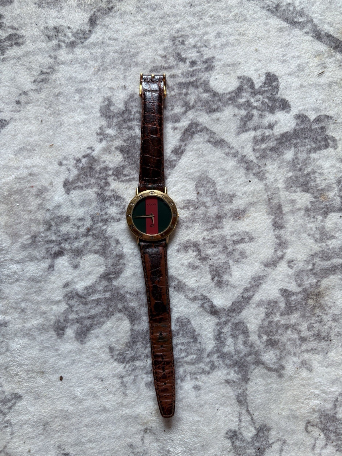 Gucci 3000M Gold Dial Quartz Wrist Watch Vintage, Condition Unknown