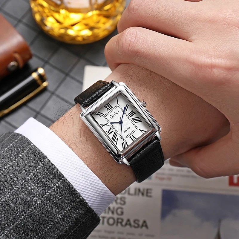 Fashion Men’s Quartz Wristwatch Leather Strap Casual Business Watch