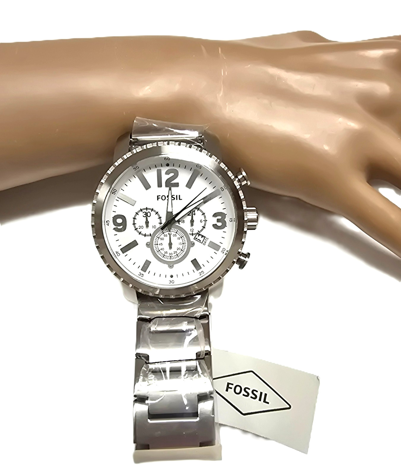 NEW FOSSIL SILVER TONE S/S,CHRONOGRAPH LARGE WHITE DIAL BRACELET WATCH BQ1653IE
