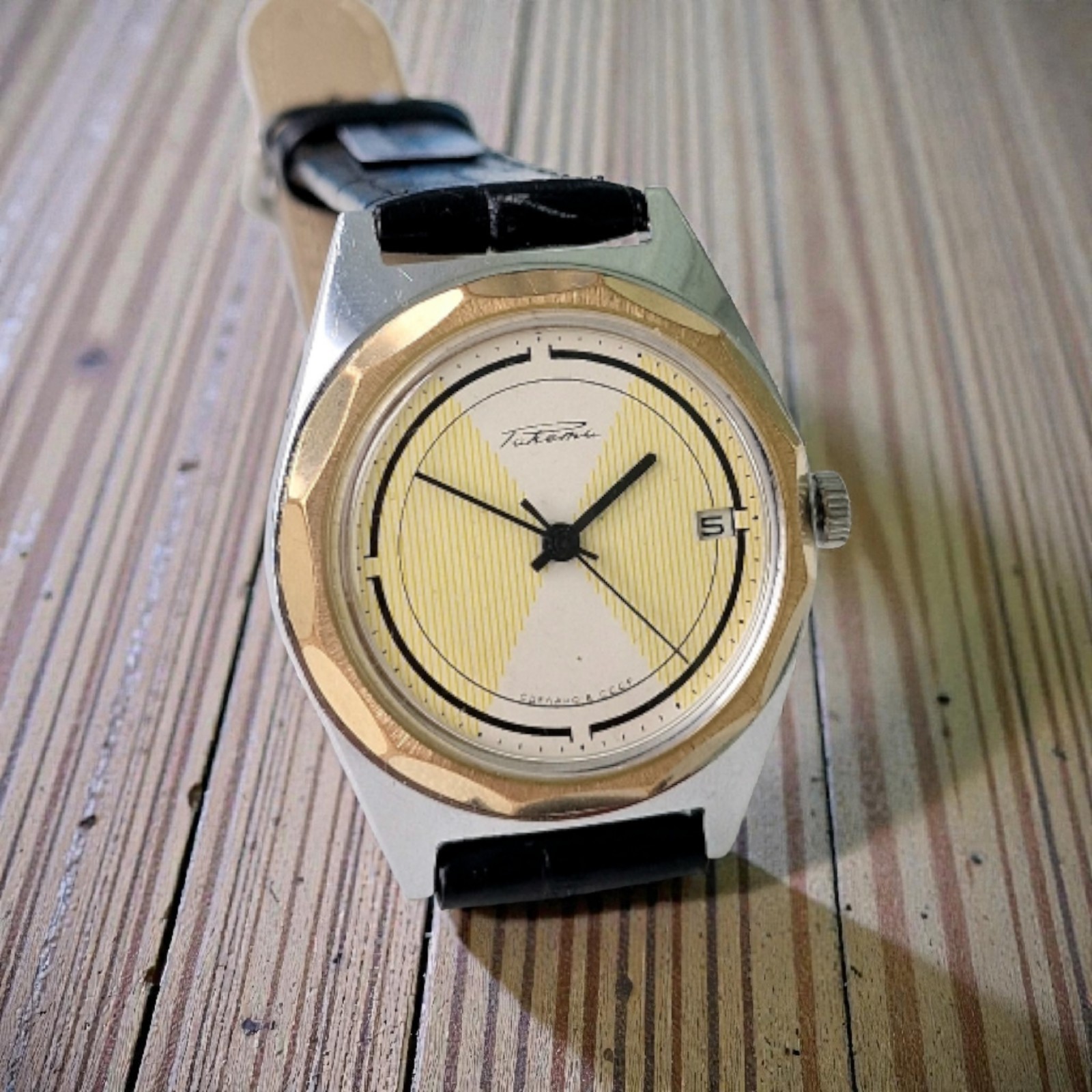 Rare Soviet Mechanical USSR mens watch RAKETA