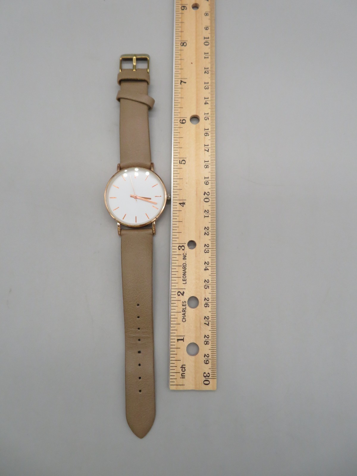Rose Gold Toned Bezel & Hour Marks Round White Face Watch MR/5005RG New Battery