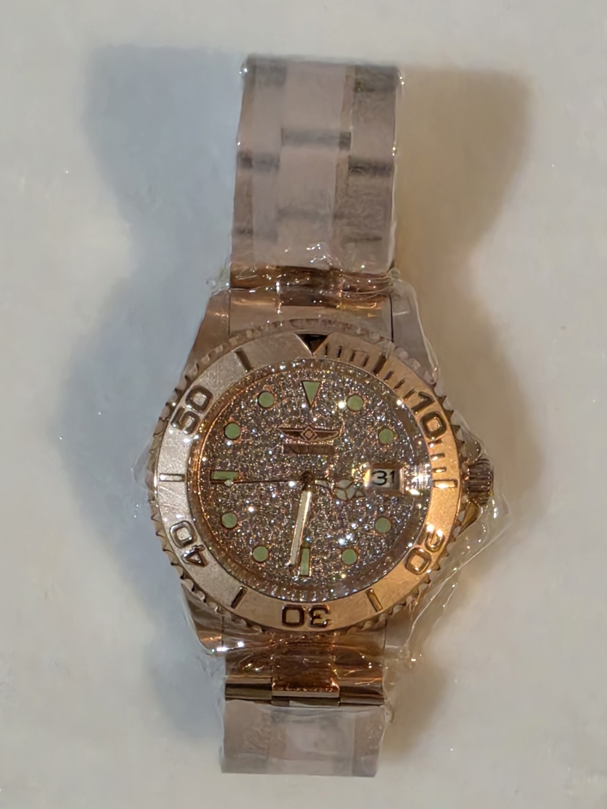 Men’s 43mm Diver Watch Rose Gold Stainless Quartz Silver Textured Dial Invicta