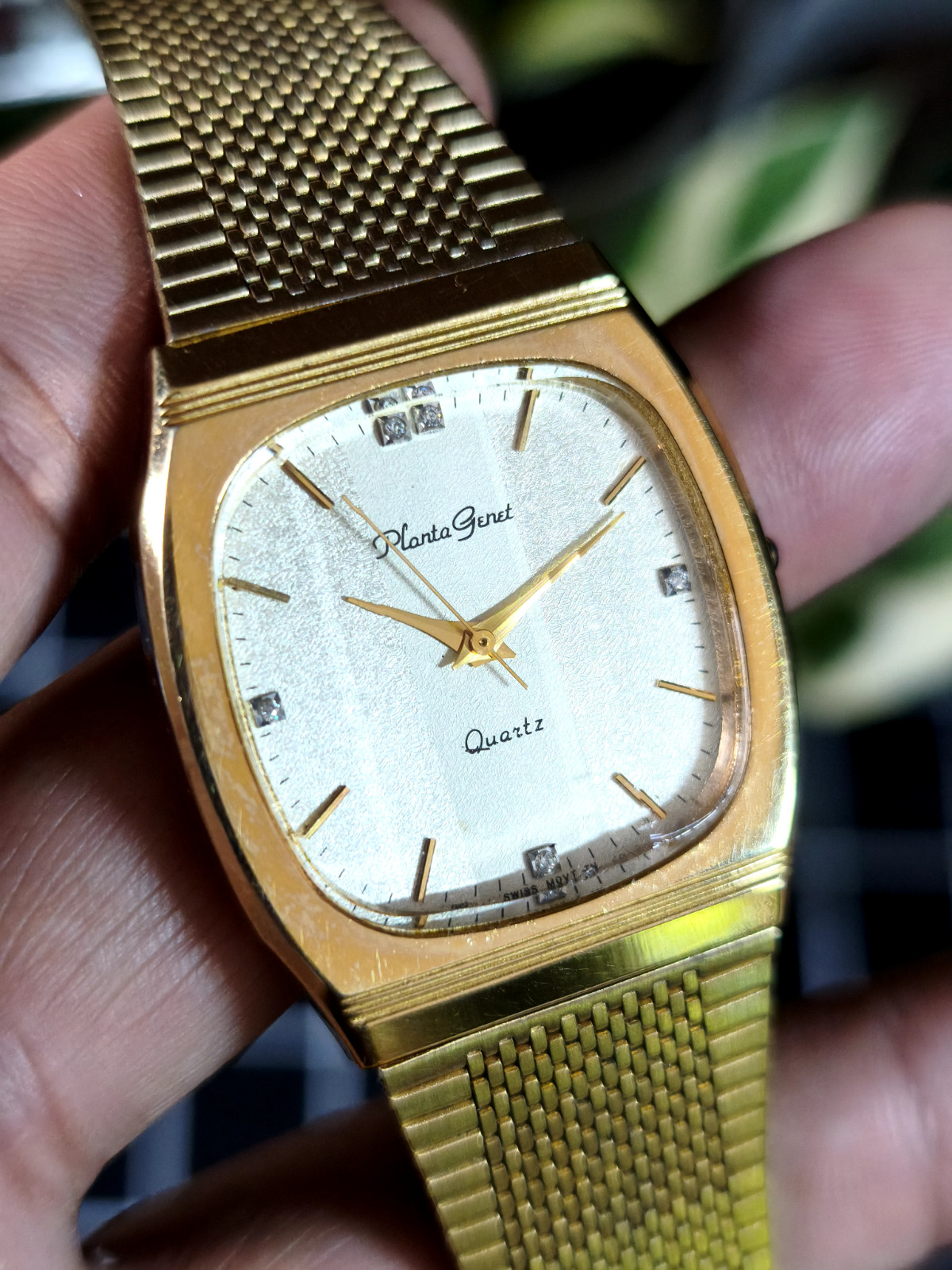 PLANTA GENET QUARTZ DRESS WATCH PG124 SWISS MOVEMENT CABOCHON CROWN MESH BAND