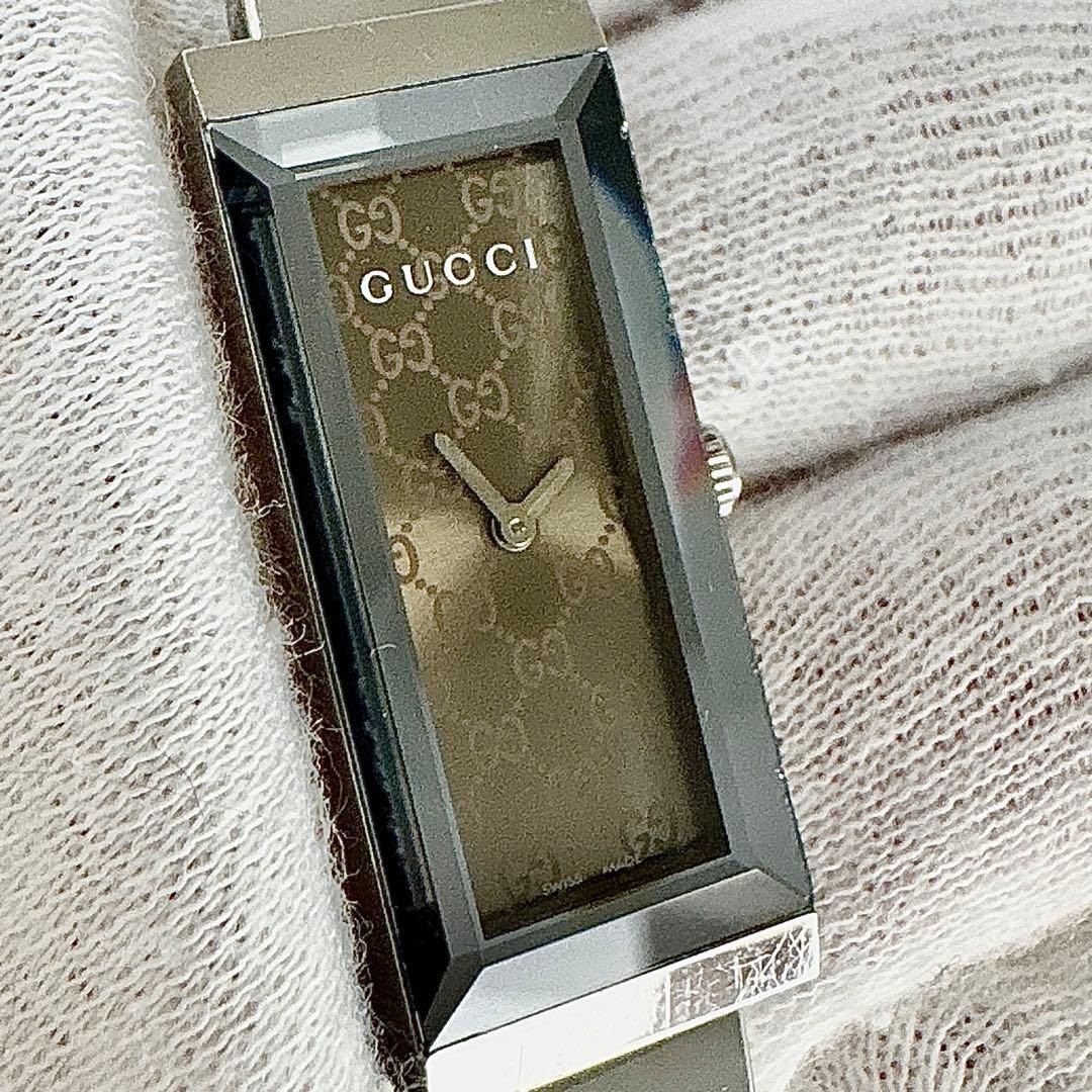 Gucci 1500L GG Dial Bangle Quartz Watch Women Used