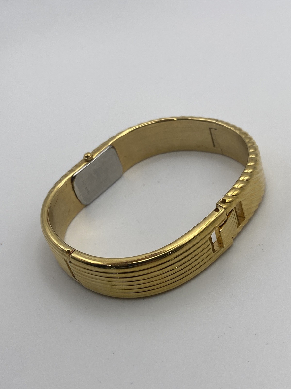 Wittnauer Women’s Gold Tone 12mm Cuff Watch New Battery 6.5”