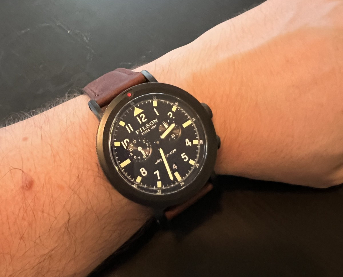 RARE DISCONTINUED Filson Scout Dual-Time 43mm Quartz Black Dial Black Bezel