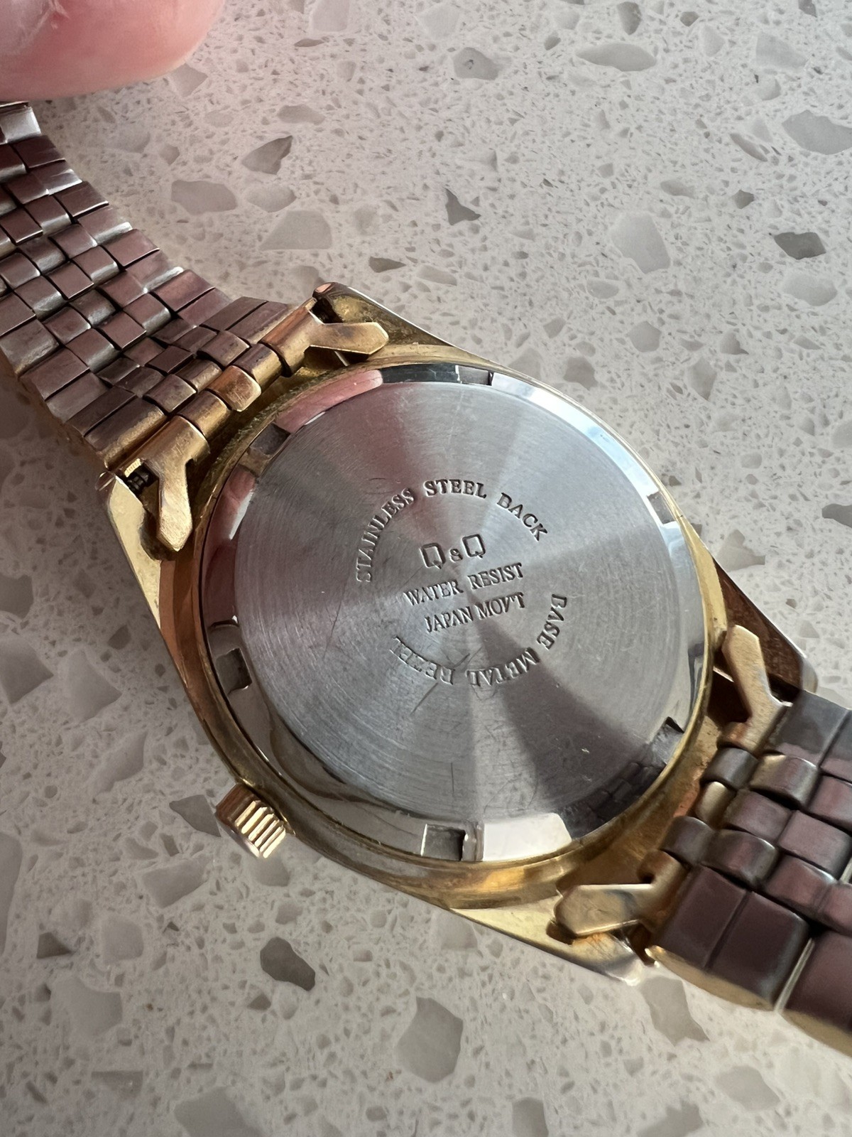Vintage Q&Q Quartz Gold Tone Dress Watch Black Dial Date Jubilee Bracelet