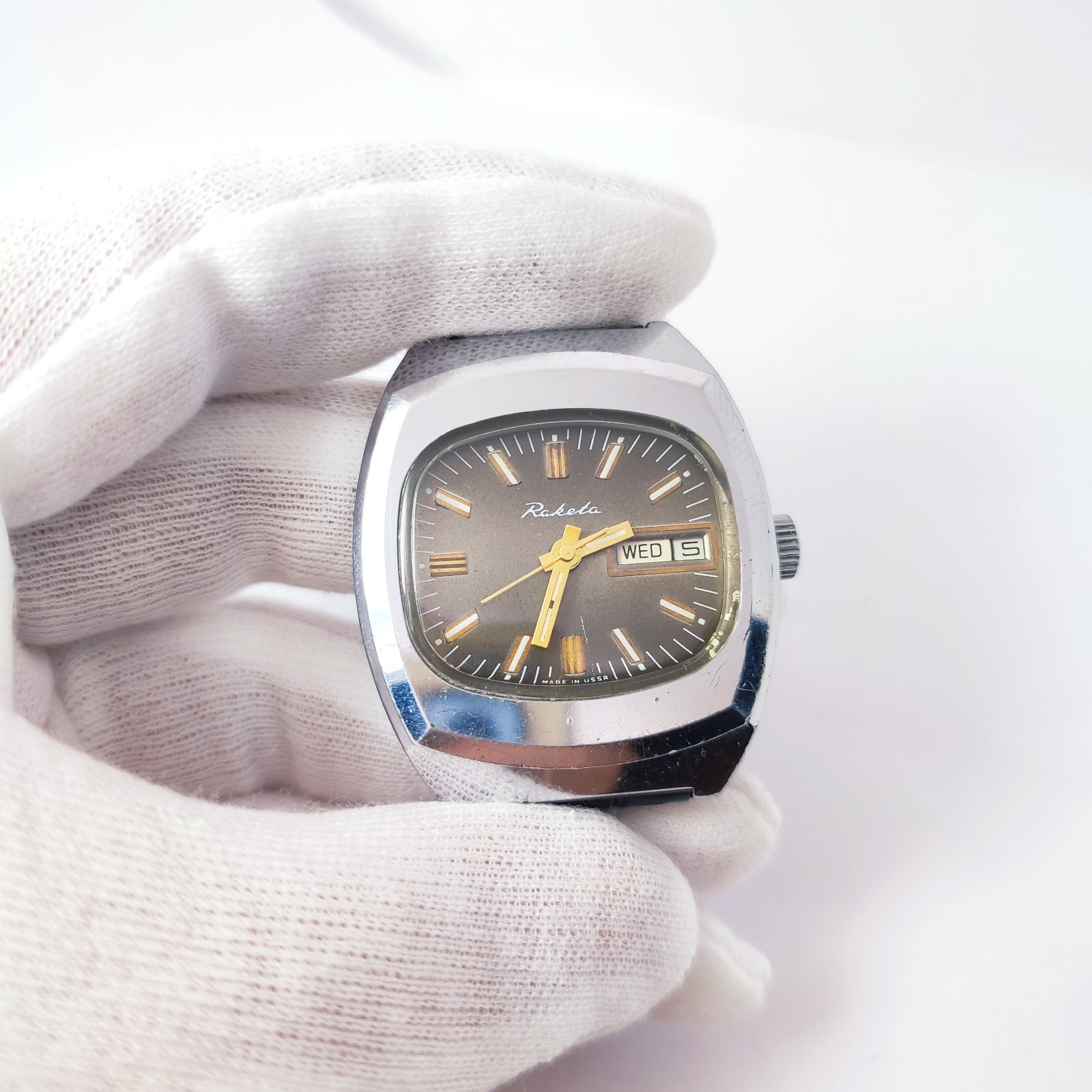 ⭐ Vintage Soviet watch Raketa mechanical 2626.H 18 jewels made in USSR 1980s*