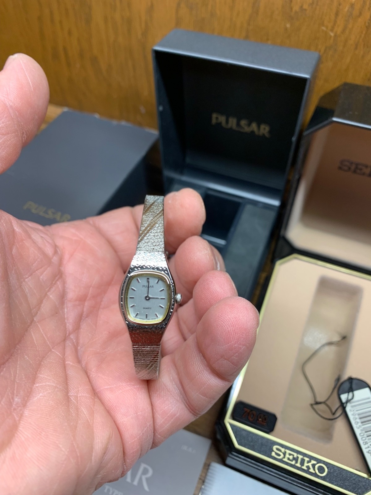 Silver Tone Pulsar Ladies Watch PRB097 IN Box With empty Mens pulsar box