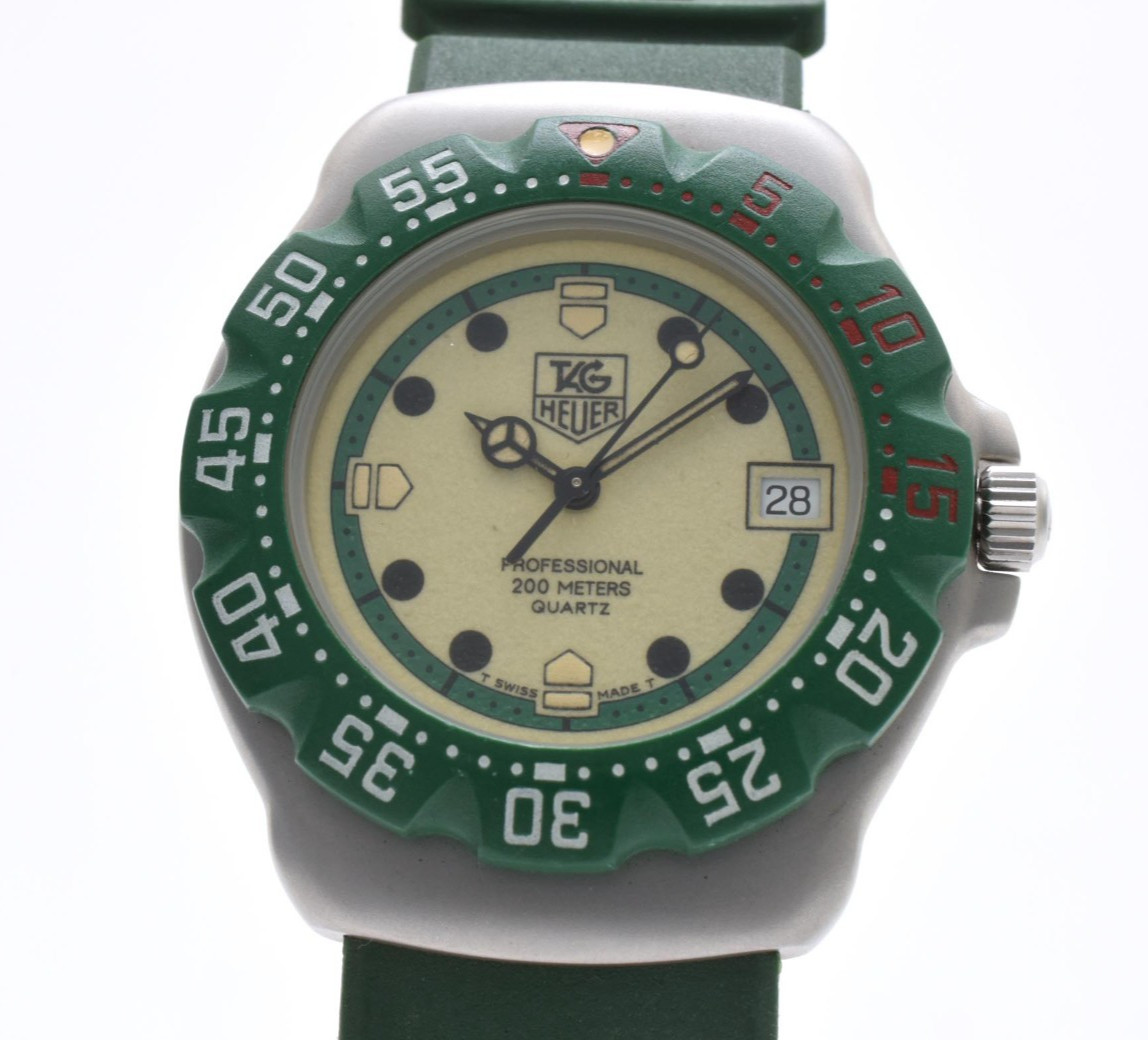 TAG Heuer Formula 1 WA1212 Quartz Men’s Watch Green Dial Diver 200m 34mm JAPAN
