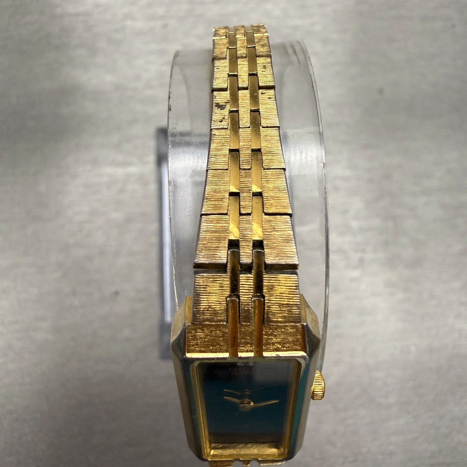 Citizen Watch Women 13mm Black Dial Gold Tone Rectangle 5421-S18523 New Battery