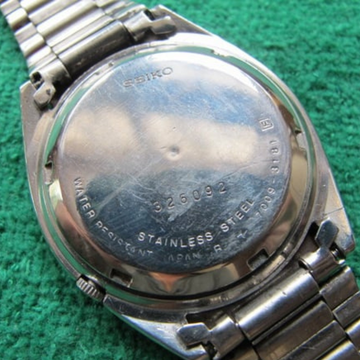 Seiko 5 7009 Automatic Watch Vintage Dial Thai Numbers Orange Face Stainless