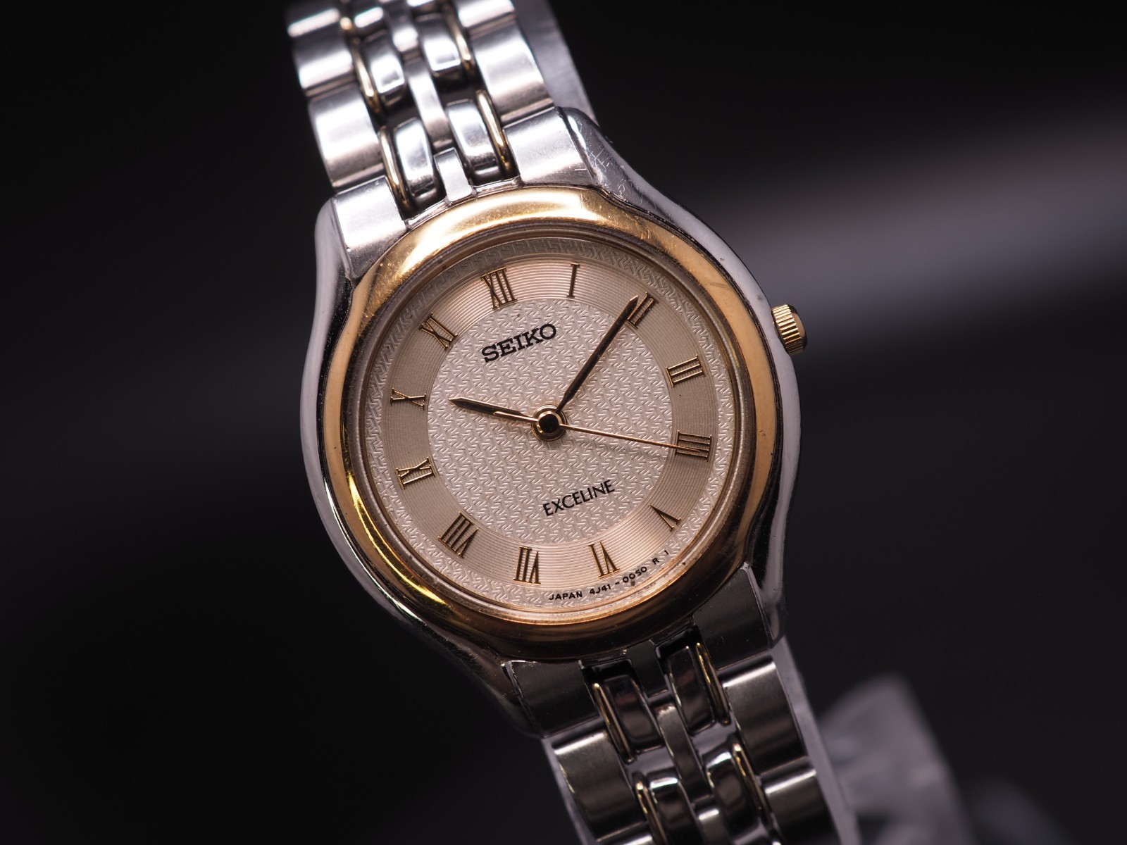 Vintage N MINT Seiko Exceline 4J41-0030 Two Tone Roman Qz 24mm Women Watch JAPAN