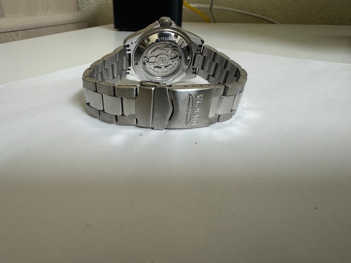 Men’s Invicta 8926A Automatic 24 jewels NH35A stainless steel watch